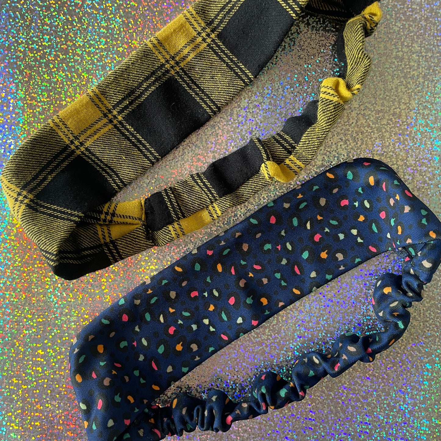 Image shows a stunning midnight blue leopard print hair band.