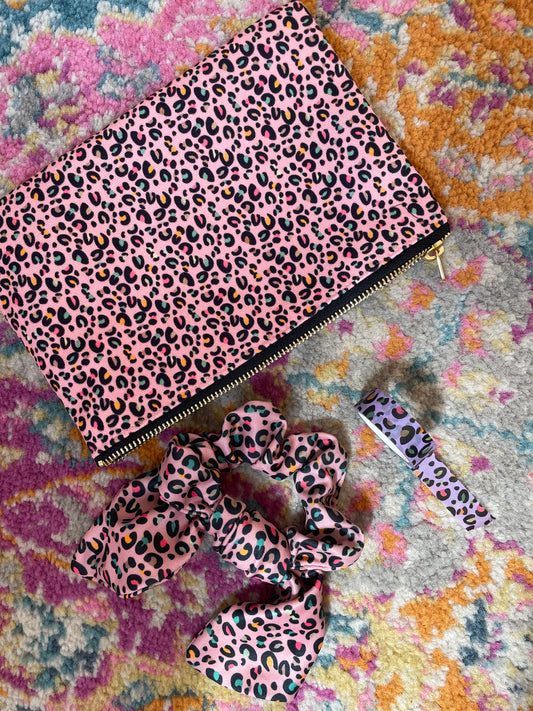 Leopard Print Pink Zip Pouch