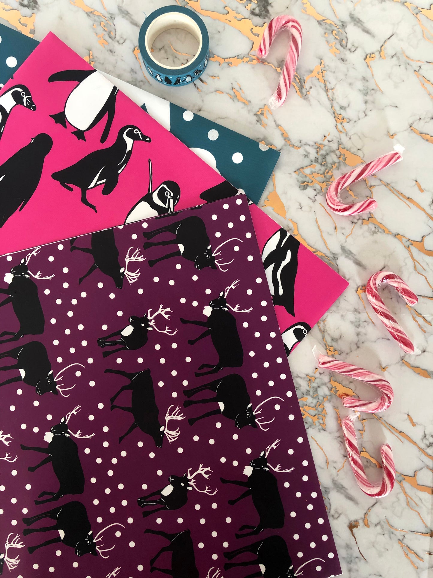 Arctic Animals Gift Wrap Set
