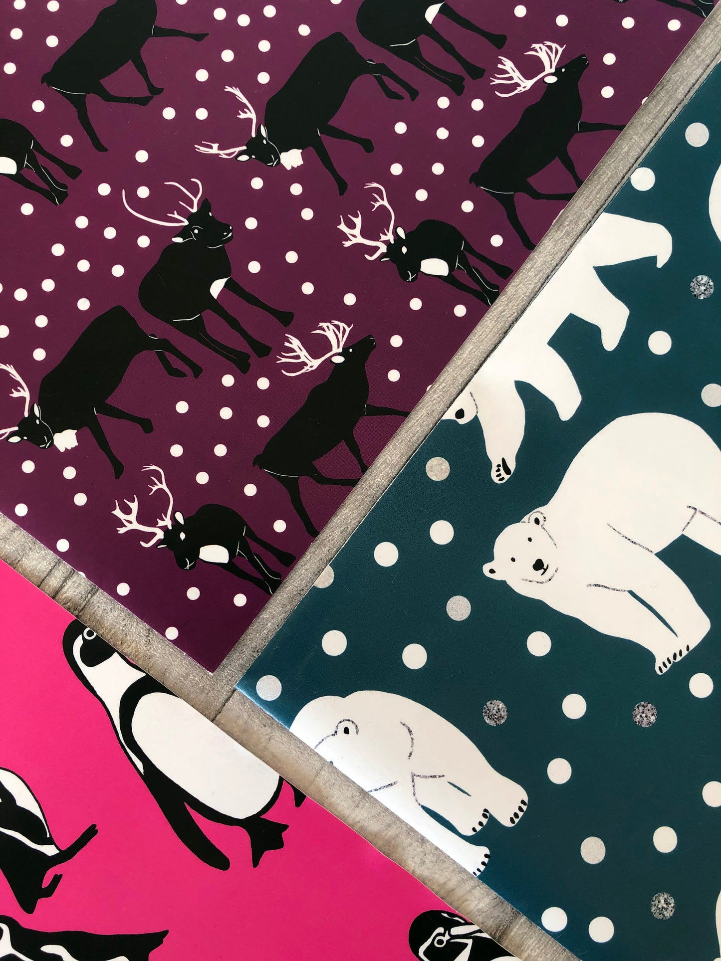 Arctic Animals Gift Wrap Set
